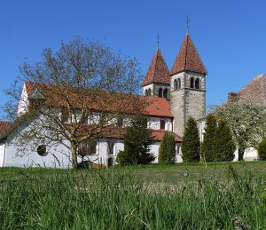 Kirche auf der Klosterinsel Reichenau