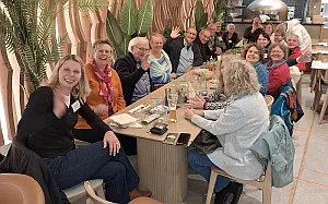 Gemeinsames Mittagessen in der Pizzeria